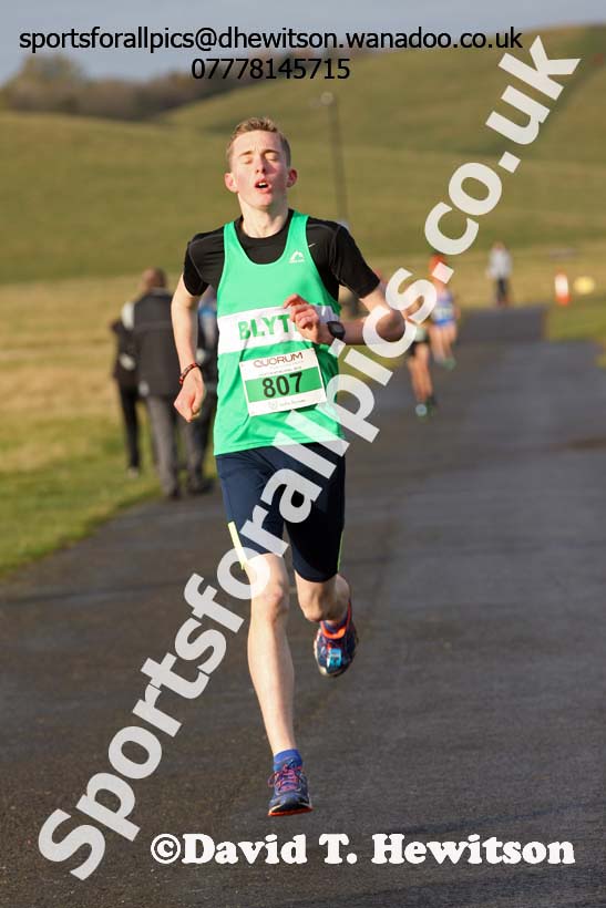 Boys and Girls under-15s, 2016 Heaton Memerial 10k Road Race. Photo: David T. Hewitson/Sports for All Pics